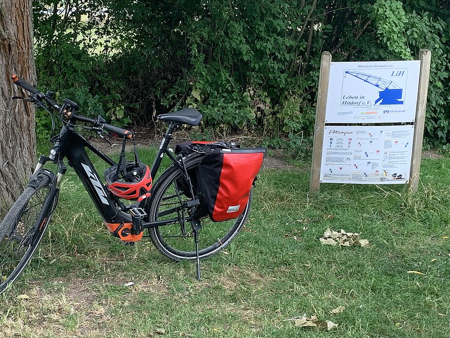 Tour zum Bouleplatz an der Hitdorfer Fähre
